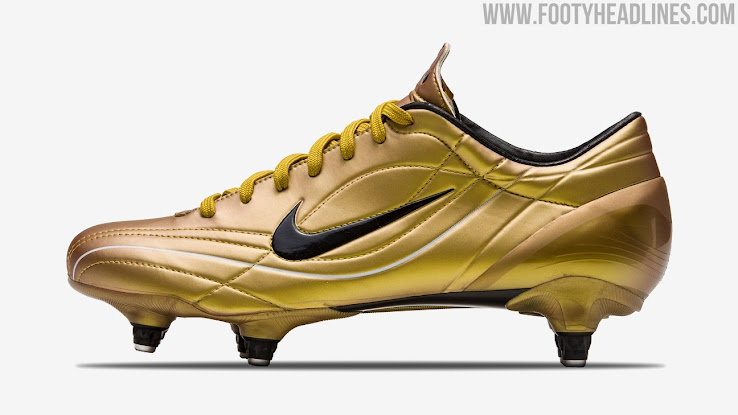 nike football boots gold
