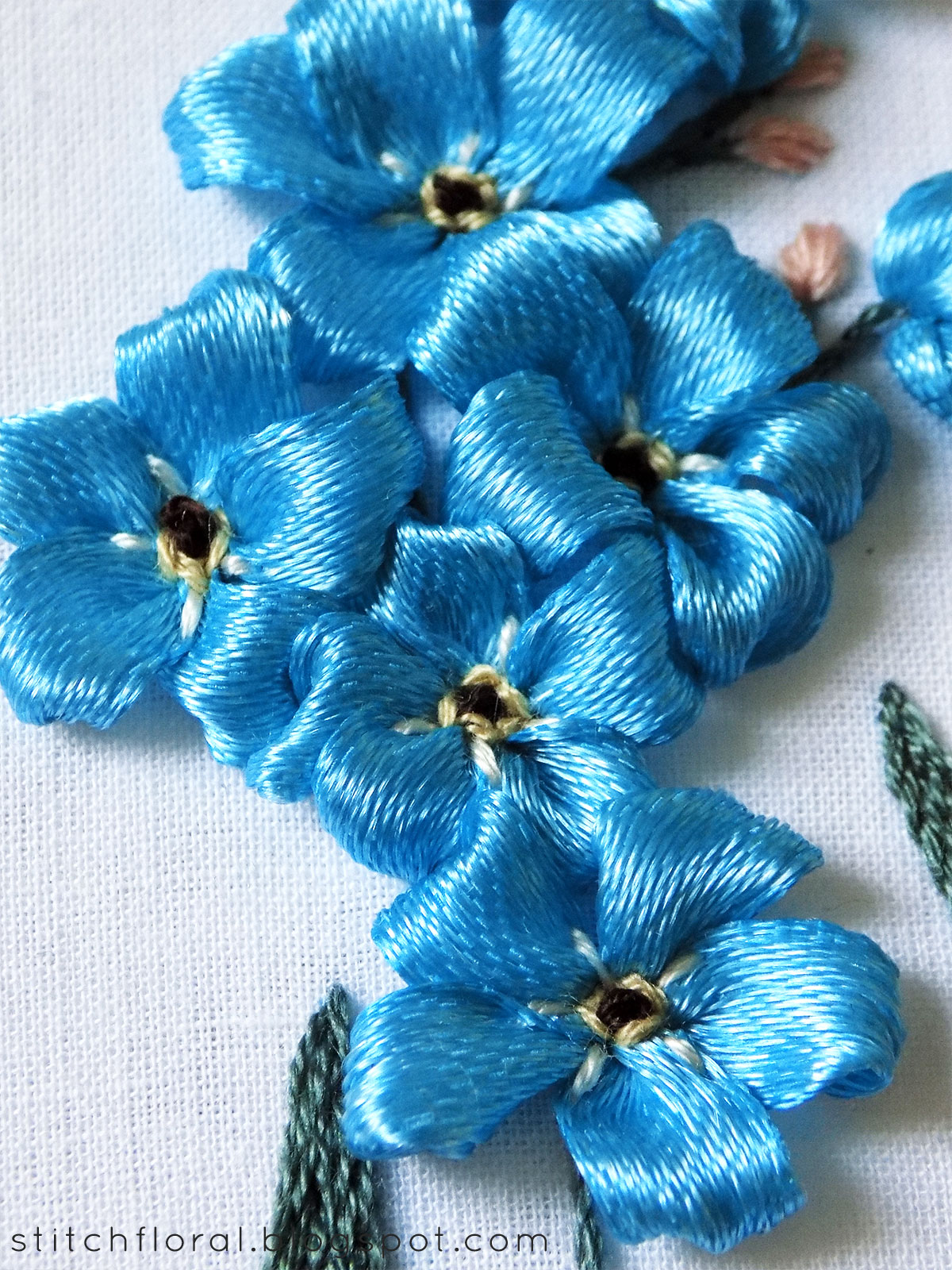 Freebie! Ribbon embroidered Stitch Floral