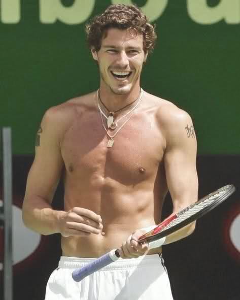 Things that caught my eye: SHIRTLESS TENNIS PLAYERS