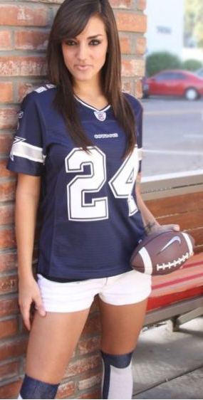 Beauty Babes: NFL Week #4 Sexy Babe Alert: Dallas Cowboys vs Chicago