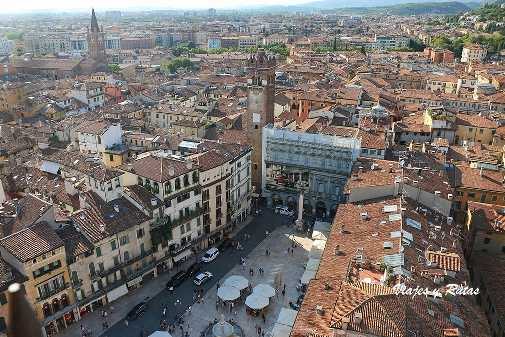 Vistas desde la torre Lamberti de Verona