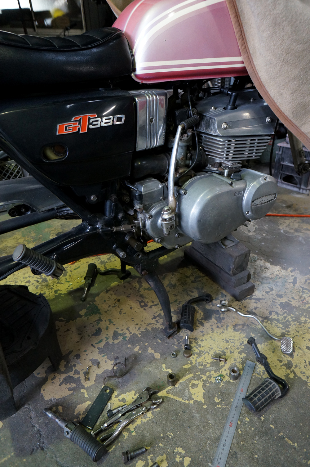 新作ウエア GT380 バックステップ ienomat.com.br