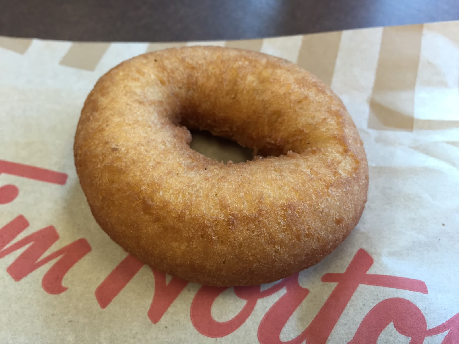 I M Made Of Sugar Chihiro S Food Blog A L Ancienne Ordinaire Donut From Tim Hortons ティム ホートンズのオールドファッション プレーン ドーナツ