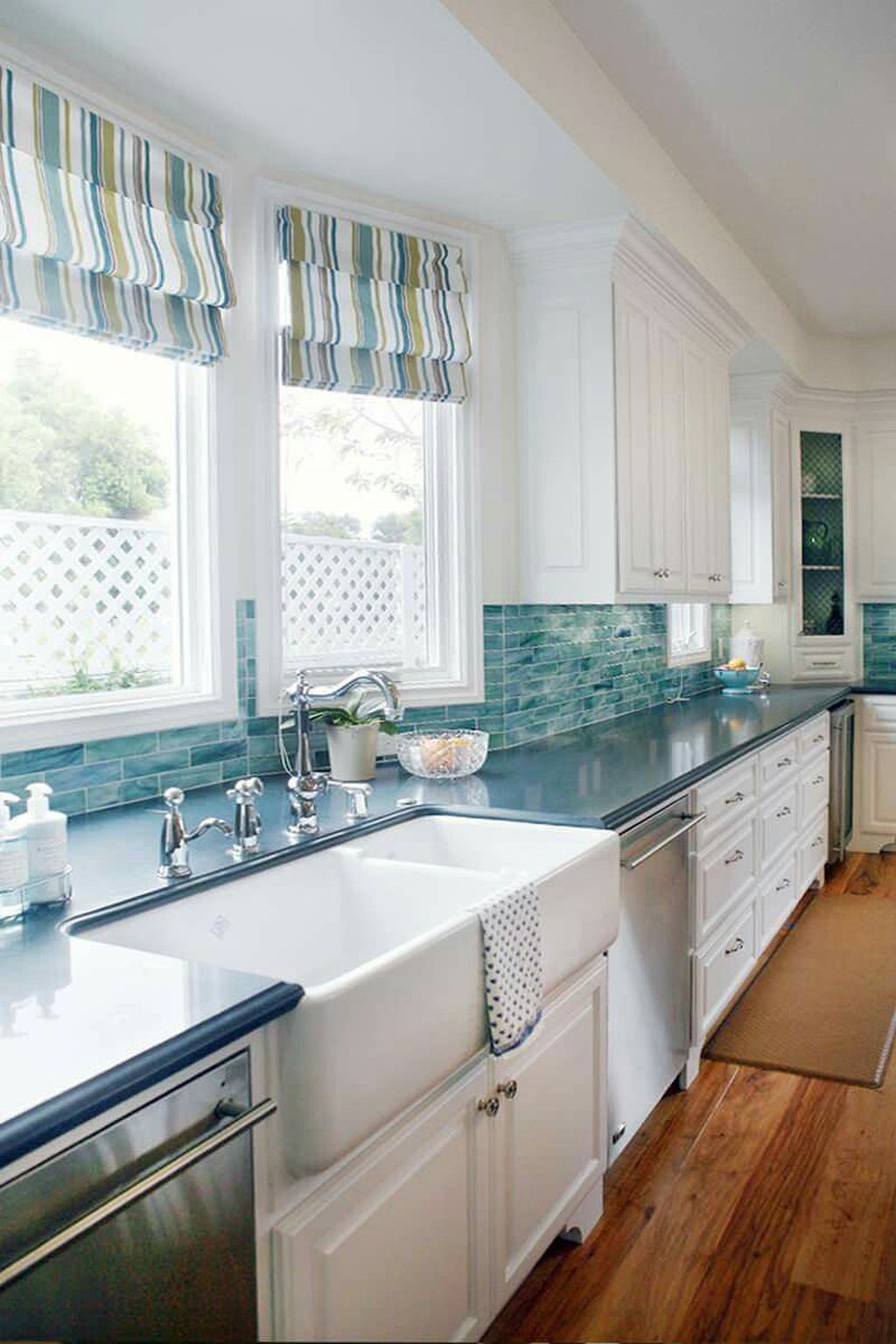 30 Creative Coastal Backsplash Design Ideas For Kitchen Cameretta004 30-creative-coastal-backsplash-design-ideas-for-kitchen-cameretta004