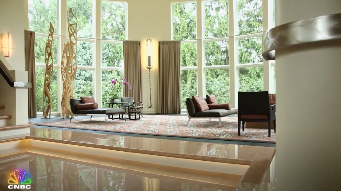 66 Interior Design Photos vs. Michael Jordan's Chicago & Bel Air Mega-Mansions Tour | Secret Lives of The Super Rich
