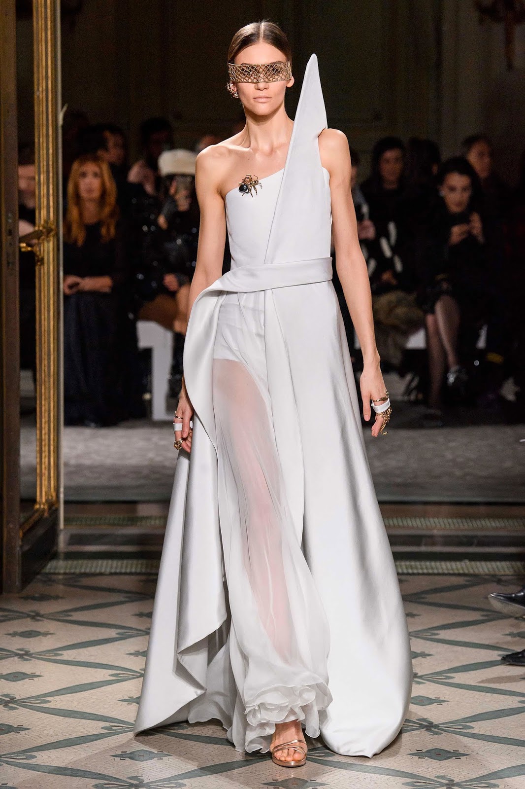 Couture Elegance: ANTONIO GRIMALDI