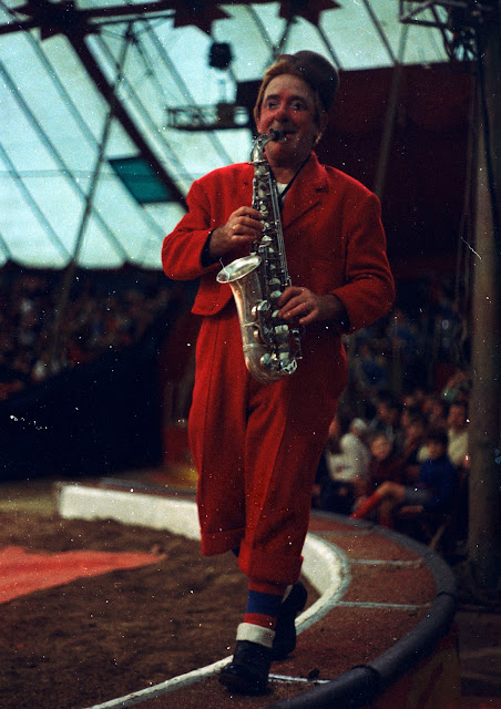 Clown au saxophone 