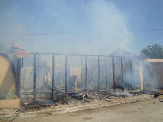 Corte de circuito eléctrico habría ocasionado incendio en vivienda Cabral.