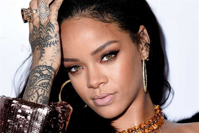 Robyn Fenty’s Fortune: Rihanna Is Now Officially become  A Billionaire