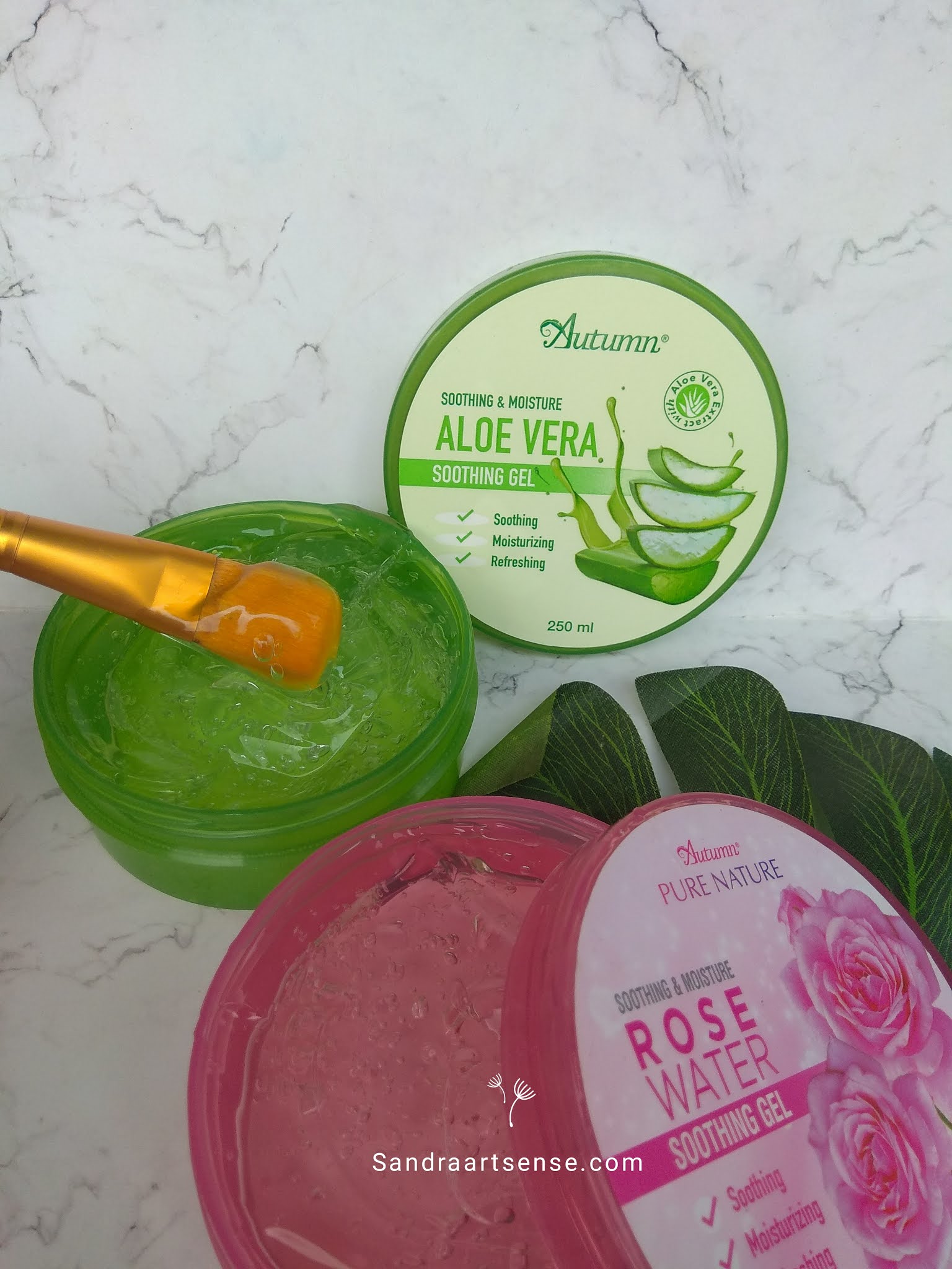 Review Autumn Rose Water & Aloe Vera Soothing Gel