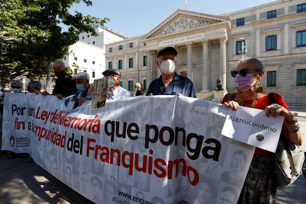 Los pasos a seguir para la extinción de la Fundación Francisco Franco 