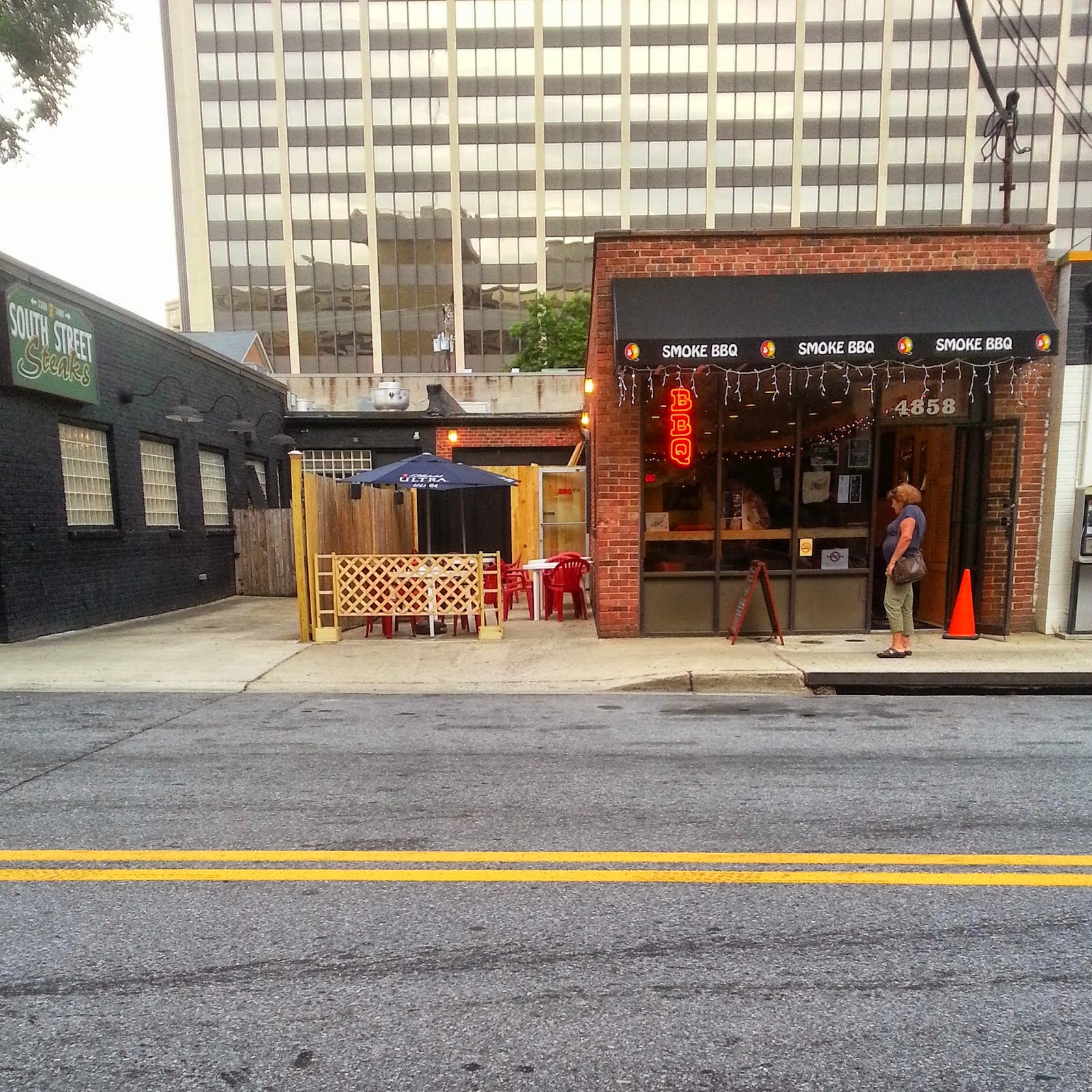 Robert Dyer Bethesda Row SMOKE BBQ TO CELEBRATE 2 YEARS IN BETHESDA