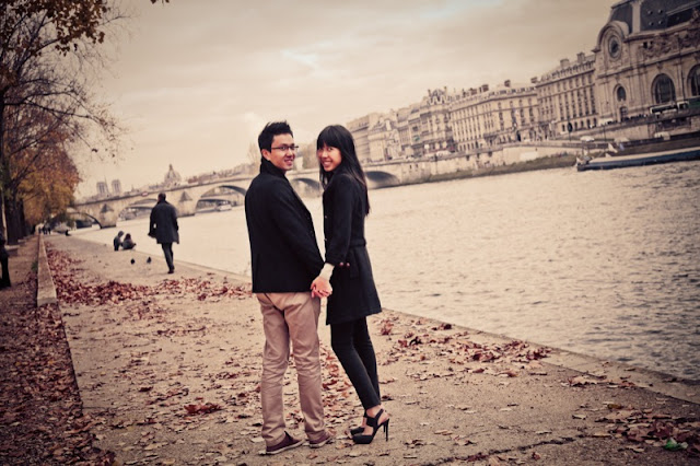 engagement session in paris