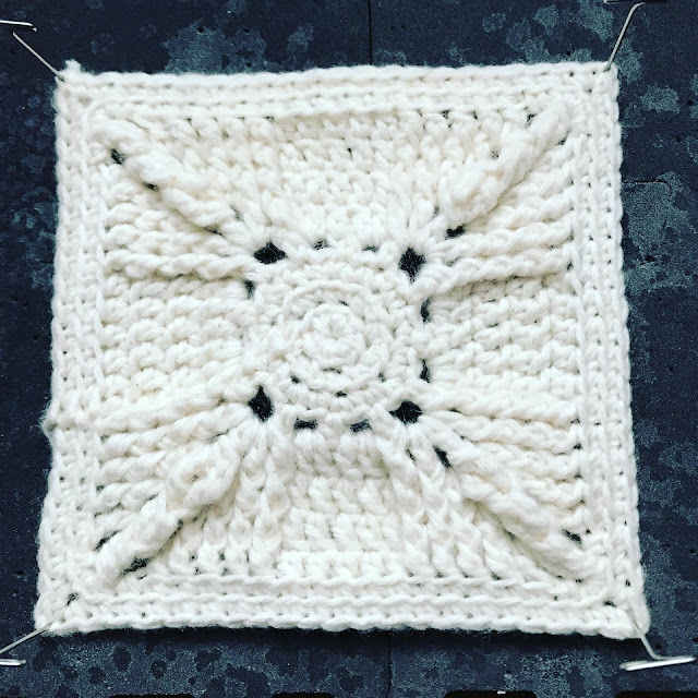 Asana Square -- free crochet pattern