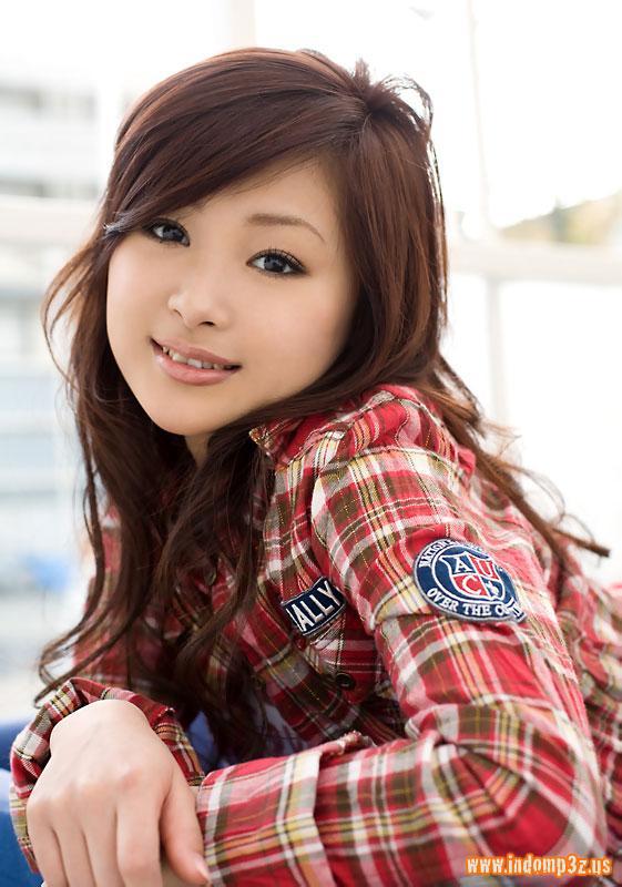 Suzuka Ishikawa, Model Remaja Cantik Dari Hokaido Jepang