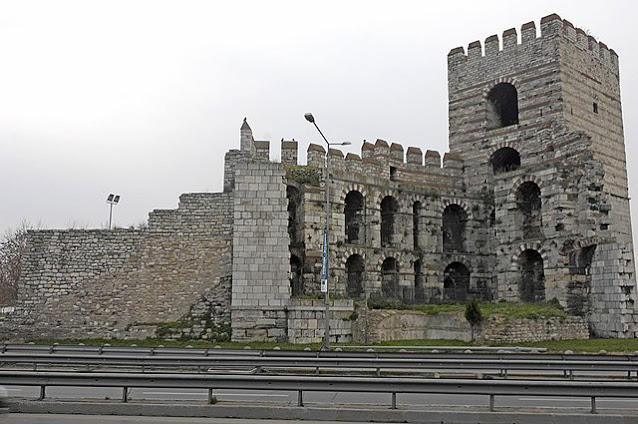 قلعة روملي حصار
