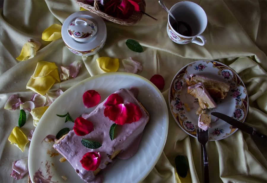 Pastel fácil con cobertura de mora