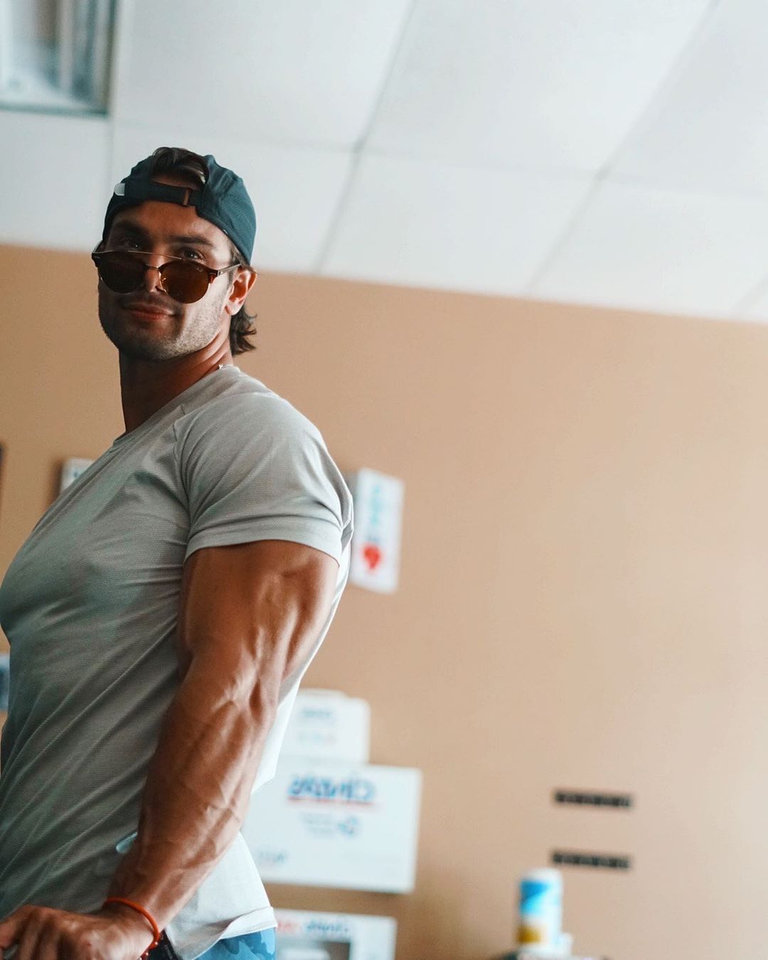 sexy-muscular-college-bro-huge-arms-cocky-bad-boy-big-biceps-sunglasses