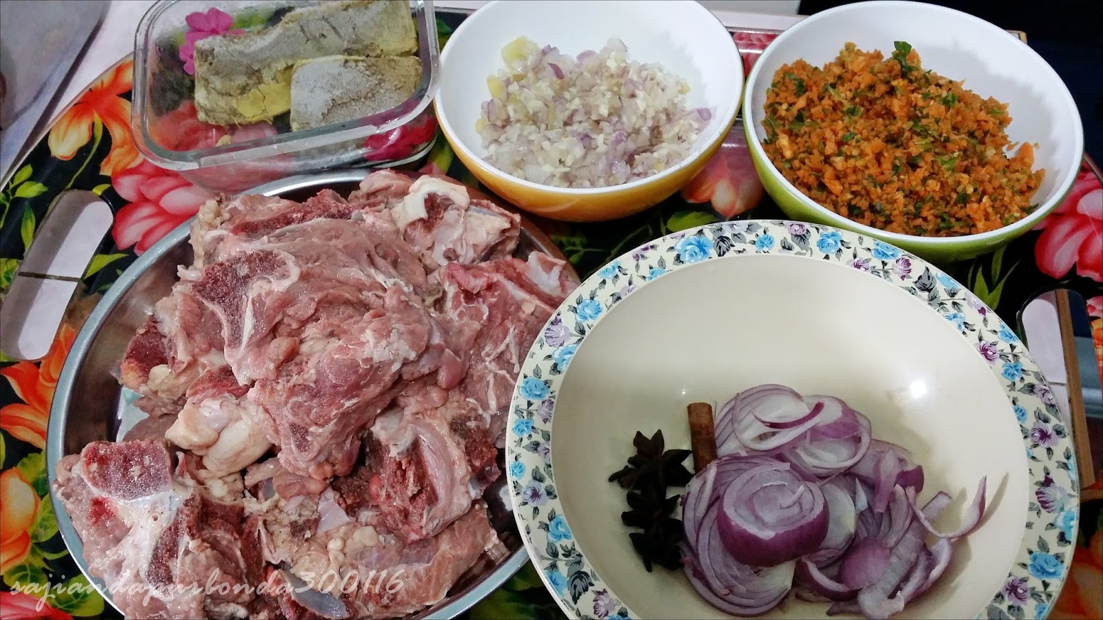 Sajian Dapur Bonda: Sup Tulang Daging Lembu Enak, berganda 
