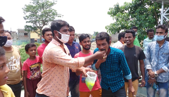 বর্ধমানে তৃণমূল কংগ্রেসের উদ্যোগে ঘরছাড়াদের ঘরে ফেরানো নিয়ে তৃণমূলের গোষ্ঠী কোঁদল