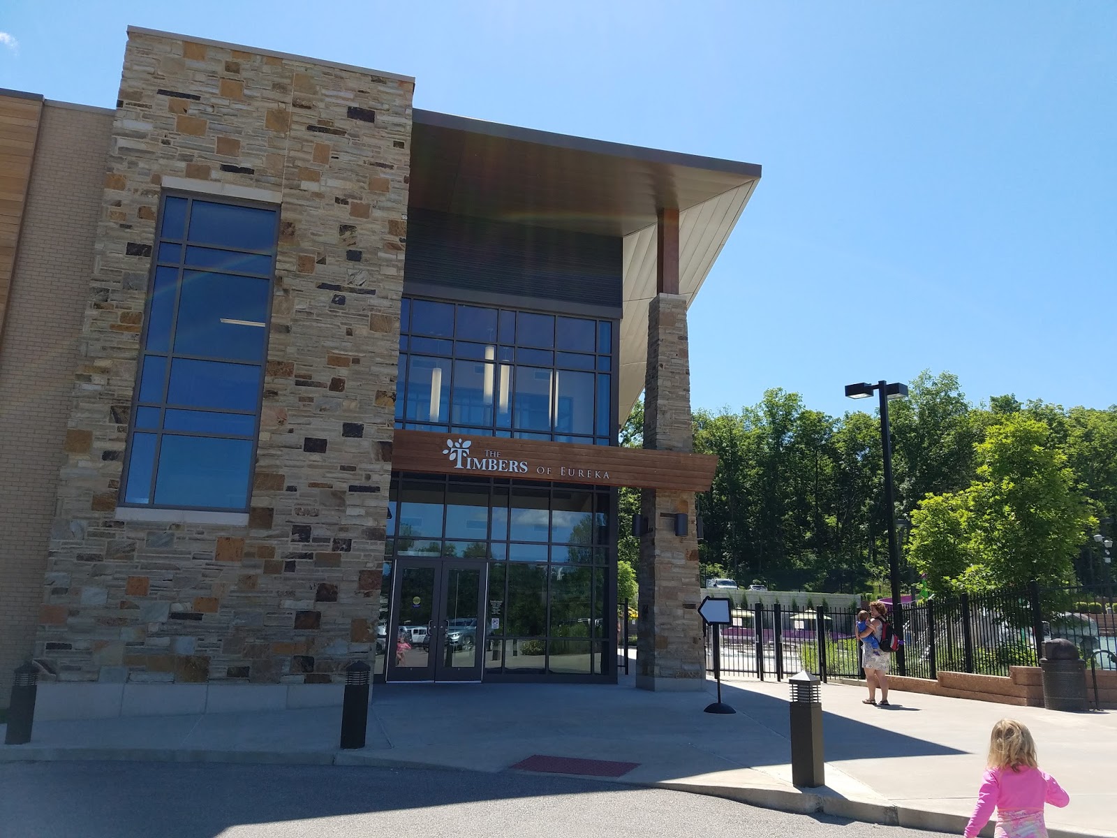 Play St. Louis Timbers of Eureka Pool, Eureka
