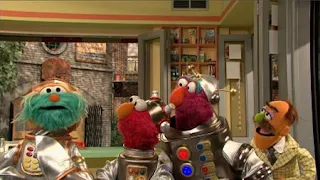 Rosita, Telly, Elmo, Sesame Street Episode 4406 Help O Bots, Help-O-Bots season 44