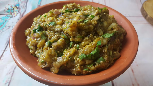 Indian Eggplant Curry Recipe: Baingan ka Bharta / Vangyache Bharit ...