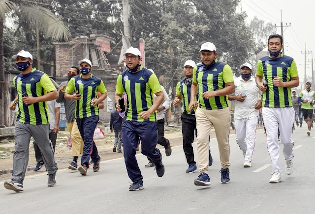 গাইবান্ধায় বঙ্গবন্ধু শেখ মুজিব ঢাকা ম্যারাথন ২০২১ দৌড় অনুষ্ঠিত