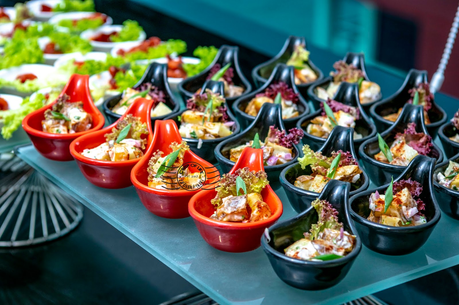 Seafood Galore Buffet Dinner with Live Seafood & Free Flow of Beer Hompton by The Beach