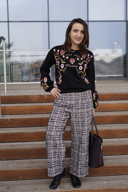 Bo's Bodacious Blog: Taking Winter on in Plaid Pants