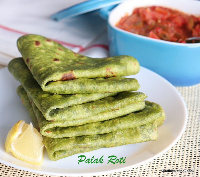 Sandhiya's Cookbook Spinach Chapathi Palak Roti Green Roti