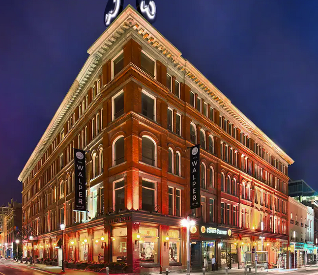 June 18 Update: Canada-US border to remain closed until July 21, Amex Centurion Lounge updates