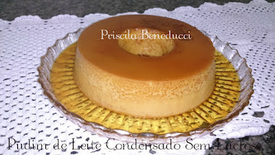 Bolos Priscila Beneducci Pâtisserie: bolo dourado, bolo