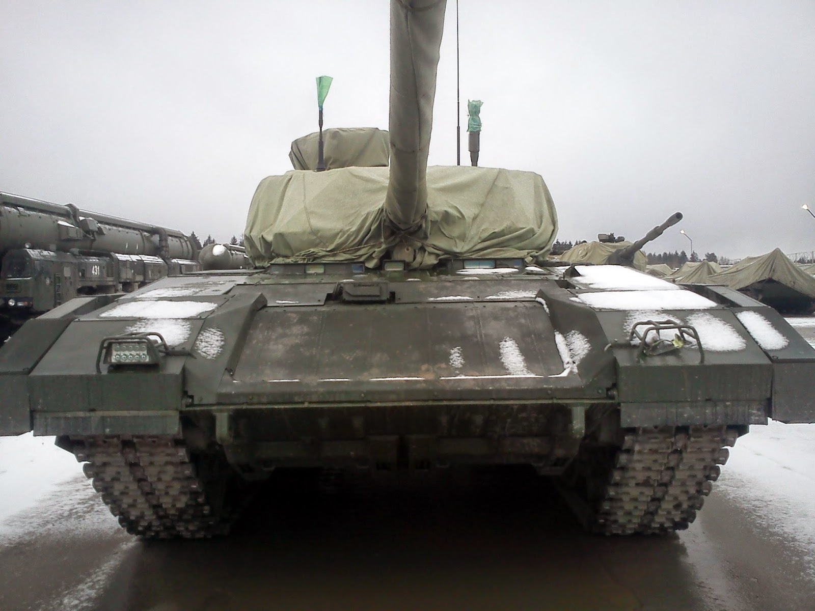 T 3 t 14 0. Танк Армата т-14. T14 Армата. T14 танк Armata. Танк т-14 Армата фото.