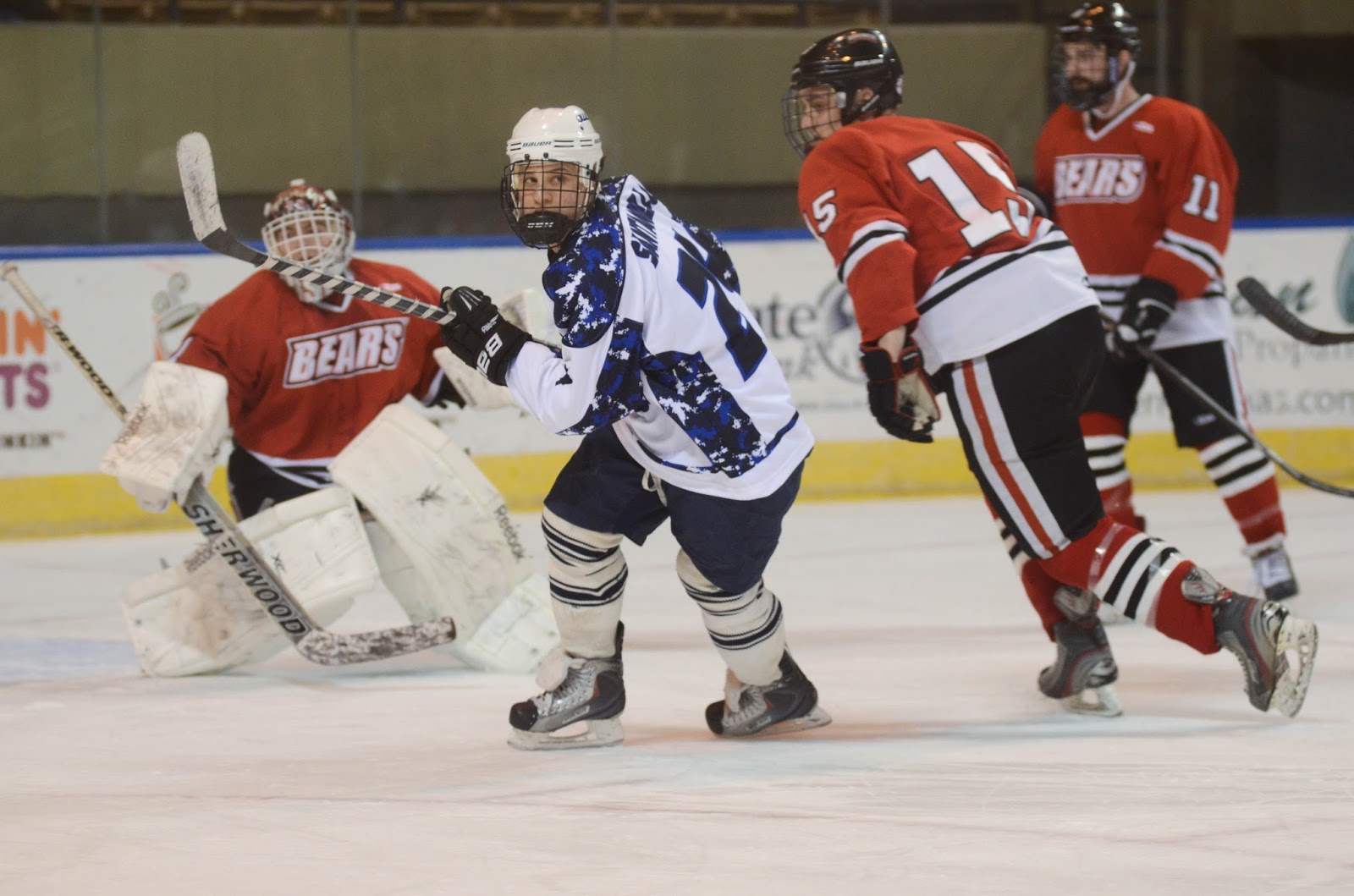 Westfield State Club Hockey Disciplined Hockey Leads Owls to Victory