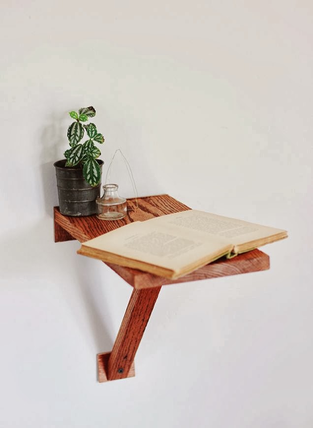 Photos Girls Like Cute tiny wall mounted table