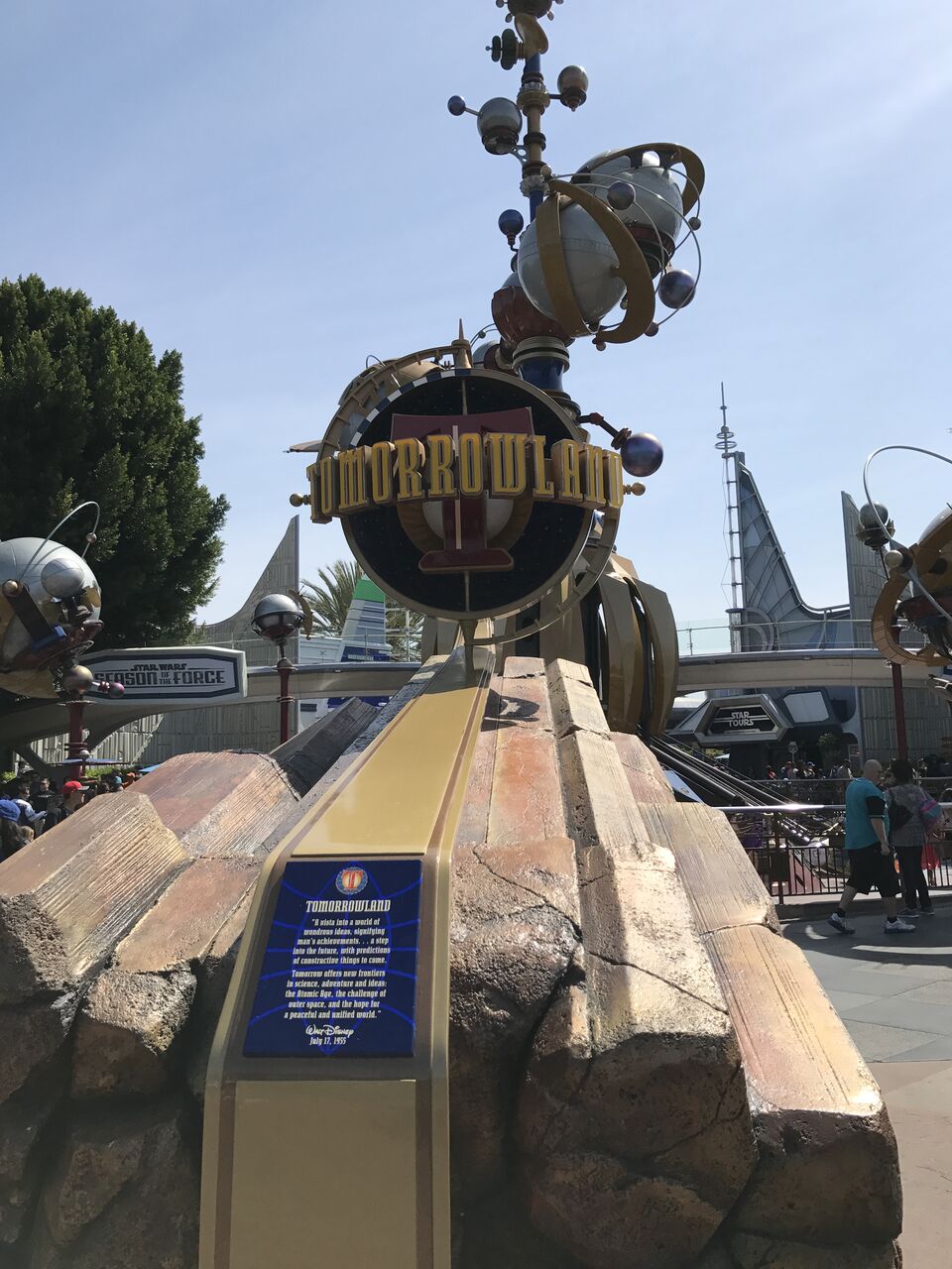 A Dole Whip A Day Top Ten Smells of Disneyland