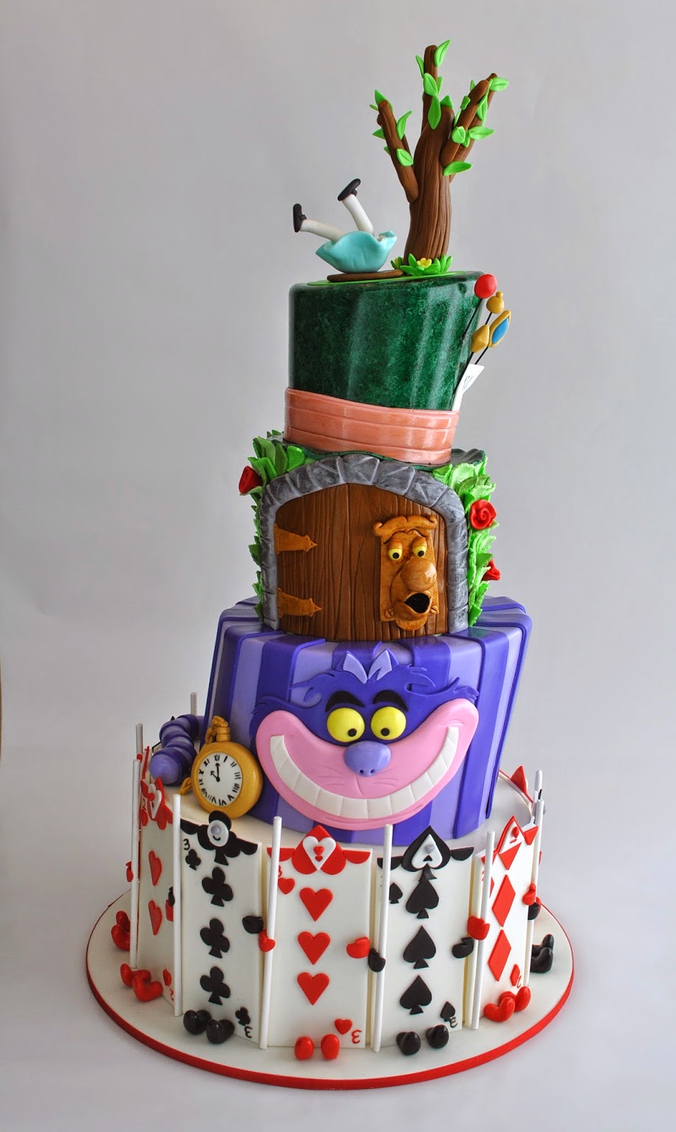 Hope's Sweet Cakes Alice in Wonderland Themed Wedding Cakes