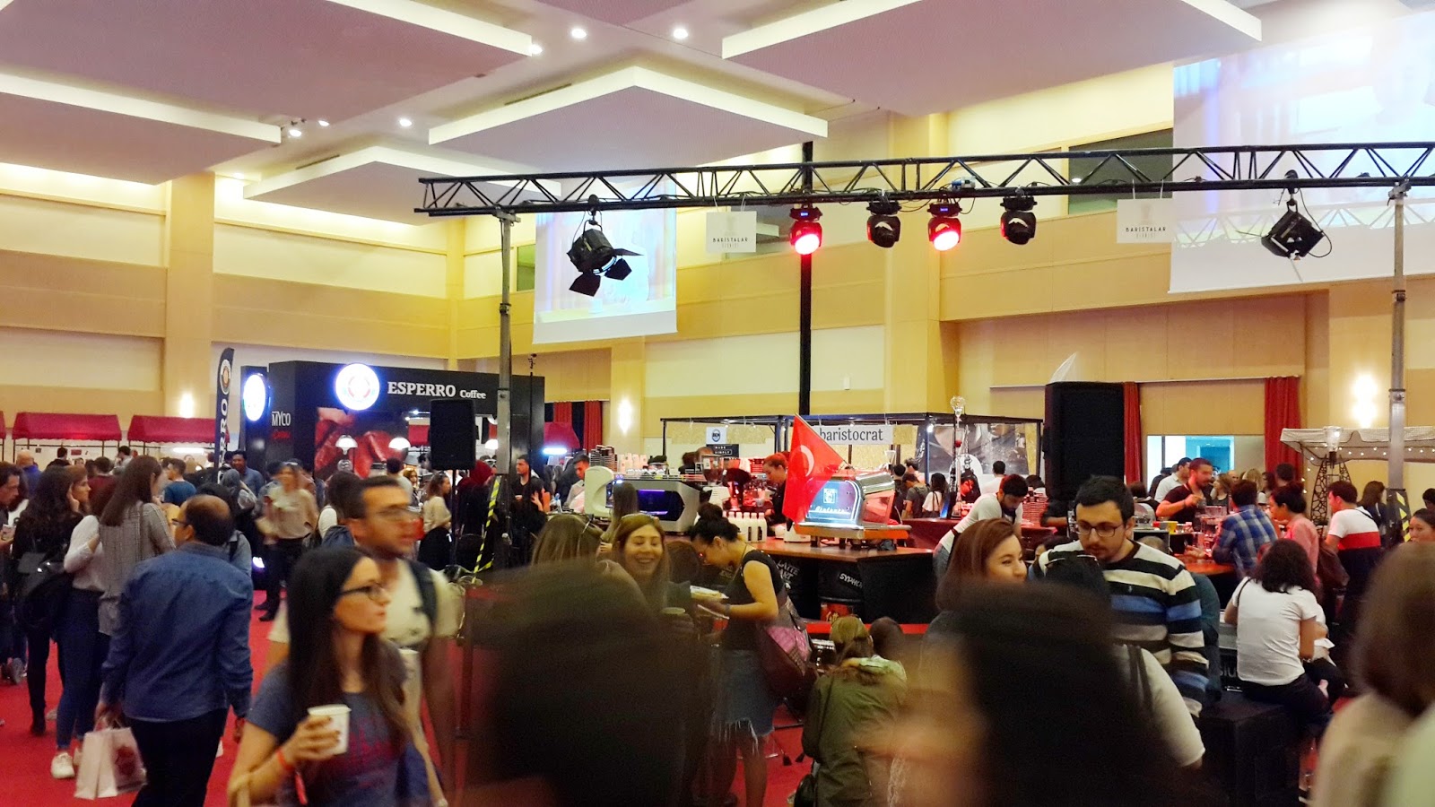 mavimelodi Ankara Kahve ve Çikolata Festivali Can Bonomo Konseri ♥