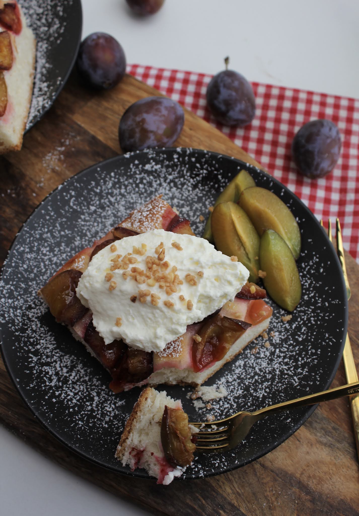 Zwetschgendatschi – Zwetschgenblechkuchen Zwetschgendatschi – Zwetschgenblechkuchen