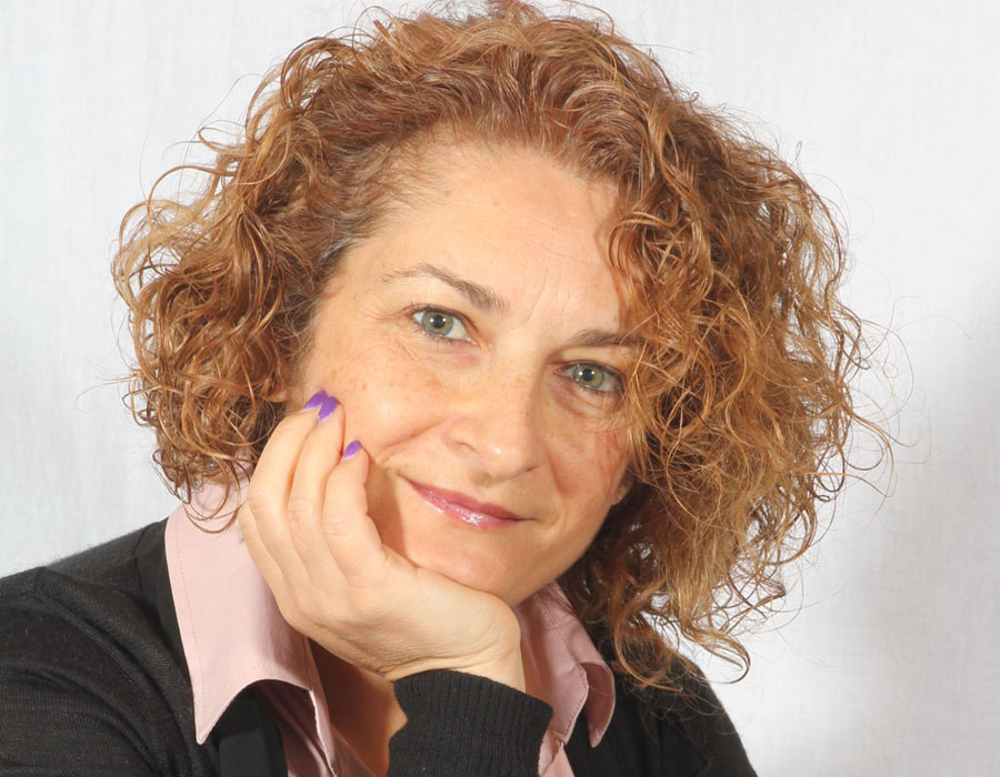 In Punta di Carta IL PROFUMO SA CHI SEI CRISTINA CABONI GARZANTI