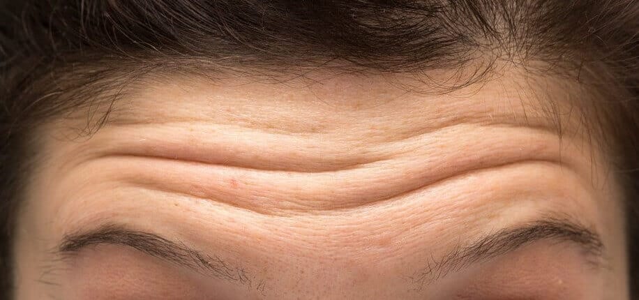 Découvrez ce que révèlent chaque ride du visage sur votre personnalité