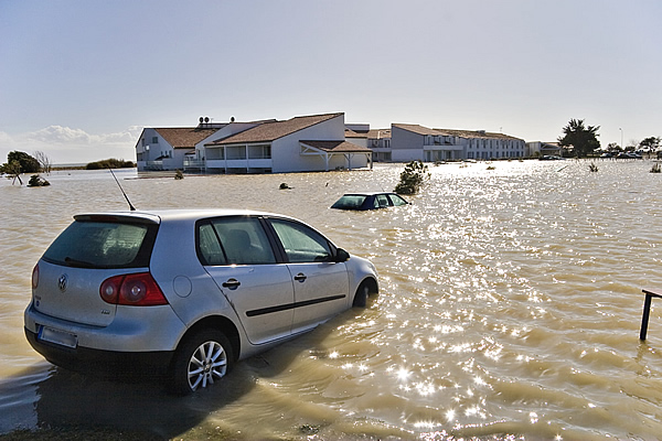 «Météo extrême» et catastrophes climatiques: la France dans les pays les plus risqués «Météo extrême» et catastrophes climatiques: la France dans les pays les plus risqués