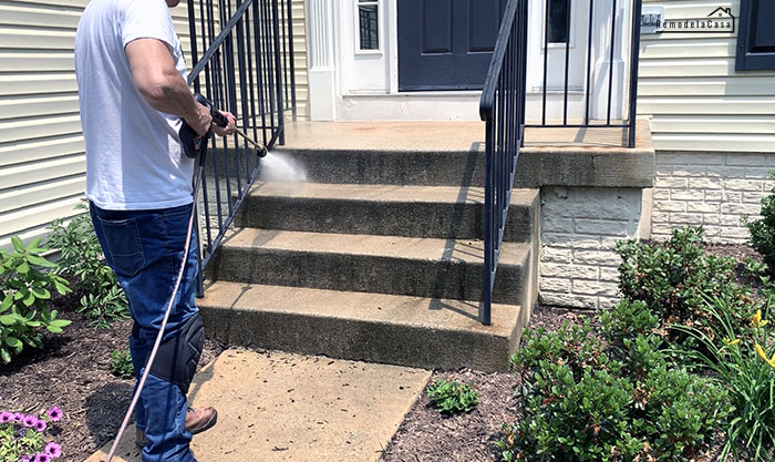 How to clean dirty concrete steps with a pressure washer