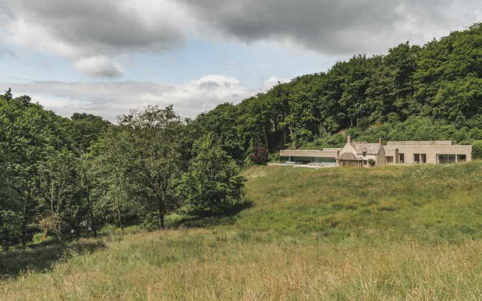Décor Inspiration: Richard Found’s Ultra-Modern Country House in the Cotswolds
