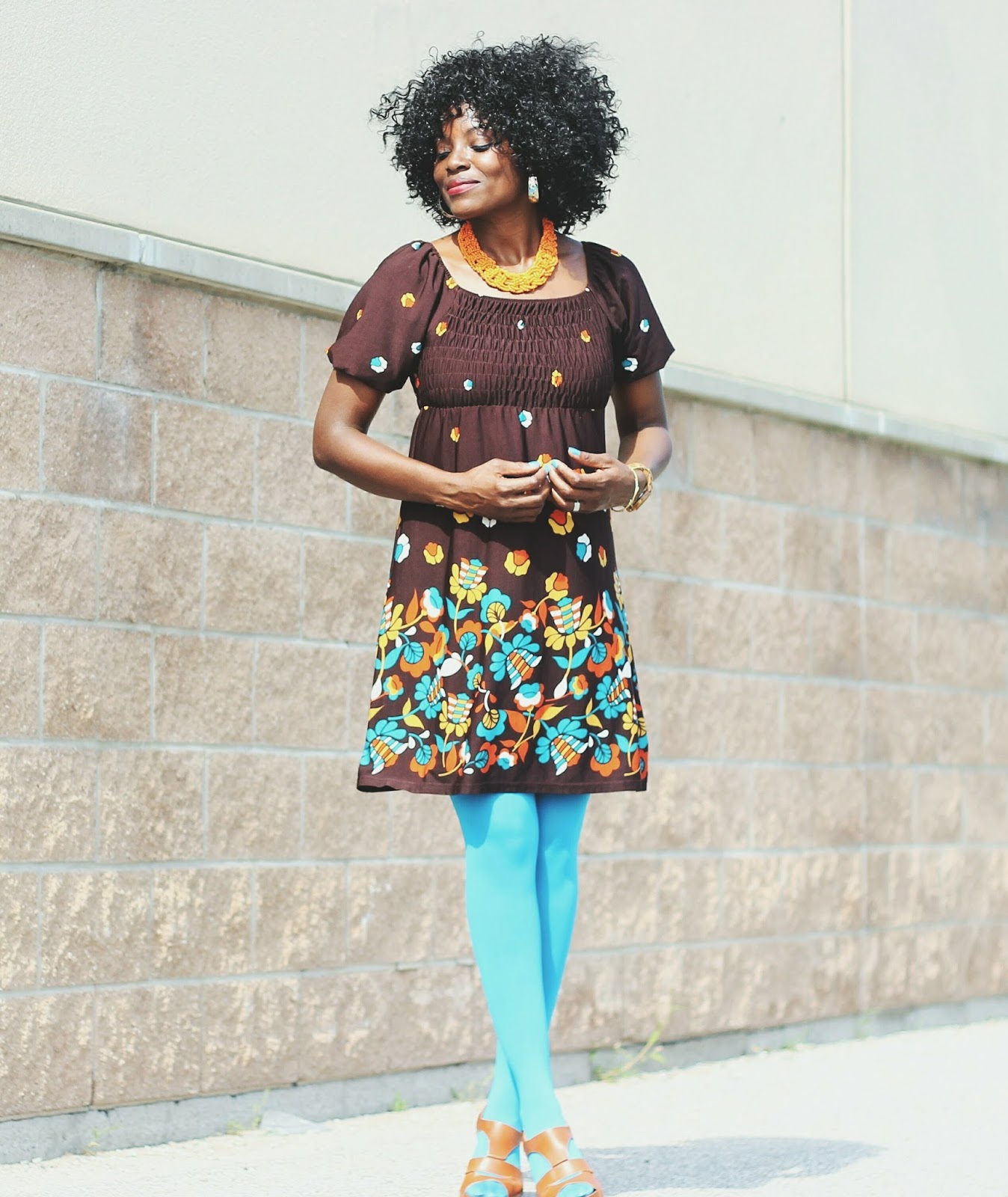 retro colorful outfit