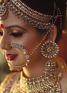 Indian-fashion-jewellwry-duhan-necklace-earring-jhomki-maang-patti-nath-gold-wat-290-garam-by-aamir-mannan-03e01fa8f6492d5bcc18018276fd14e6235