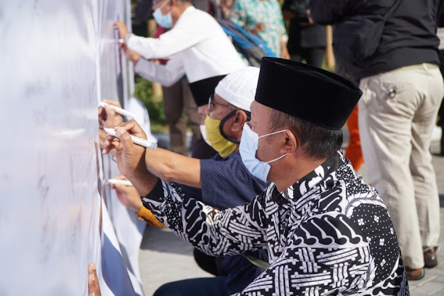 122 Calon Kades di Lotim nyatakan diri siap kalah