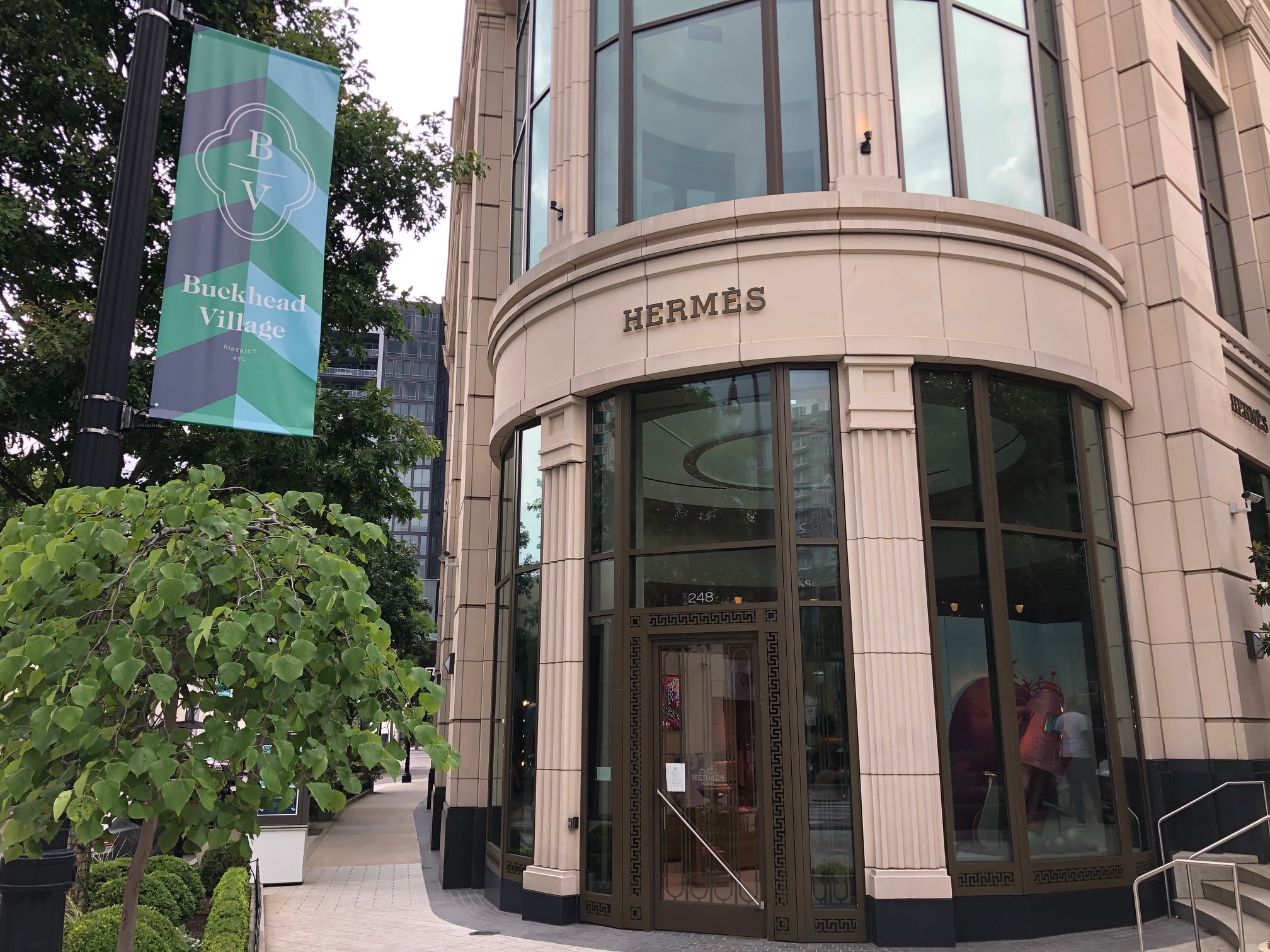 Tomorrow's News Today Atlanta [UPDATE] The Shops Buckhead Atlanta