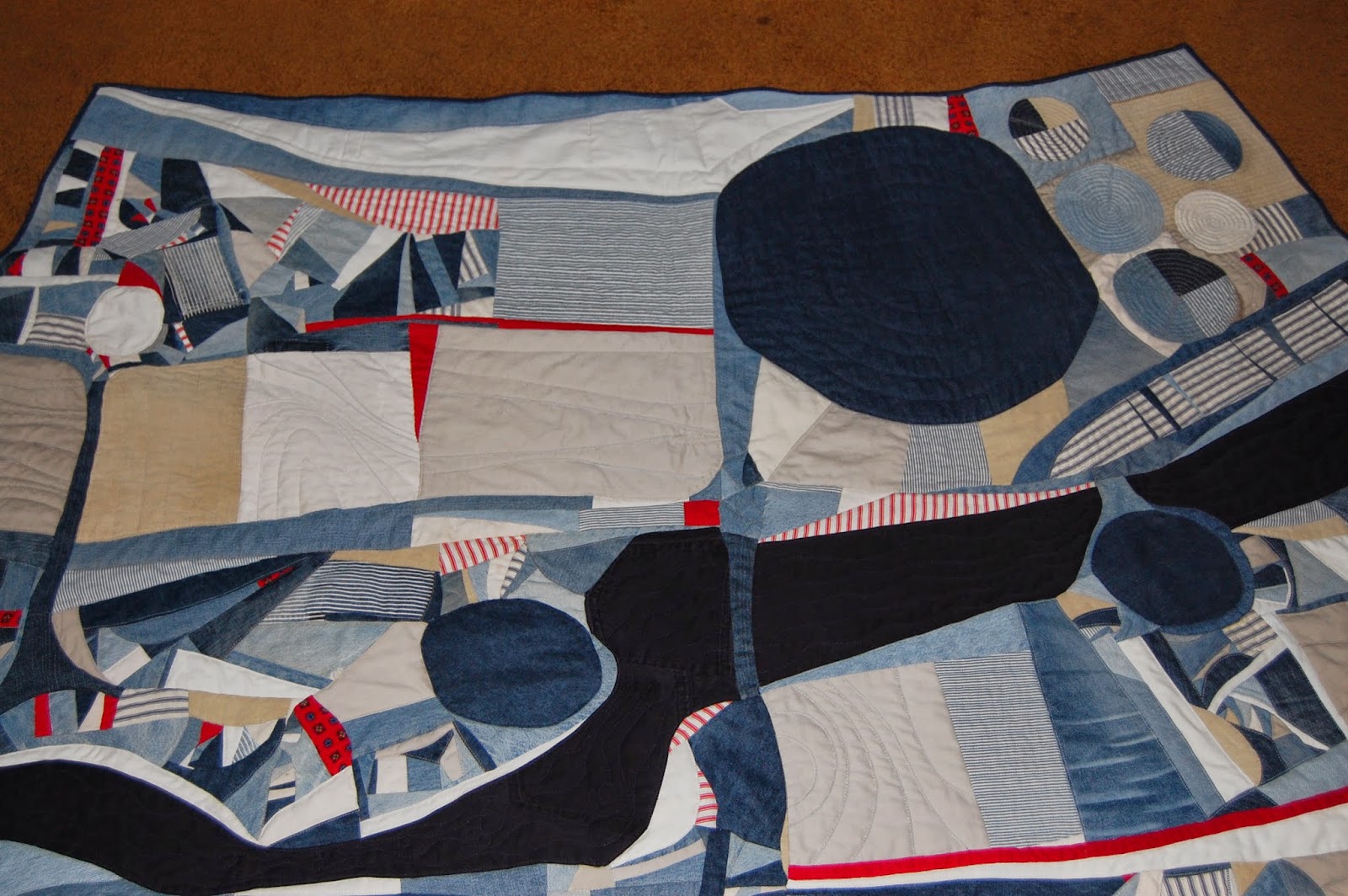 The Domestic Quilter Machine Quilting & Binding Aerial View Denim Quilt